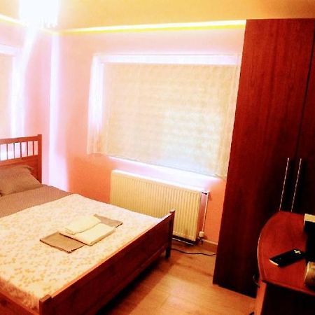 Апартаменти Kefbed Town Center Кеплавік Екстер'єр фото